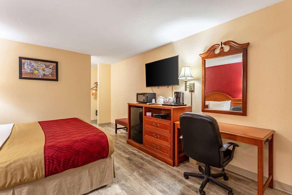 Econo Lodge Inn & Suites Santa Rosa Chambre photo